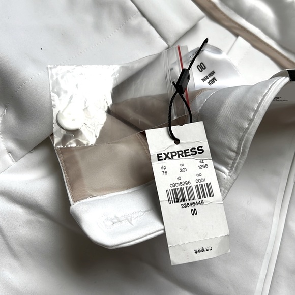 Express MIDI High Rise Shorts - Picture 4 of 4